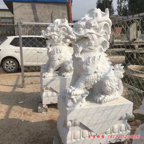 镇宅神兽汉白玉麒麟石雕