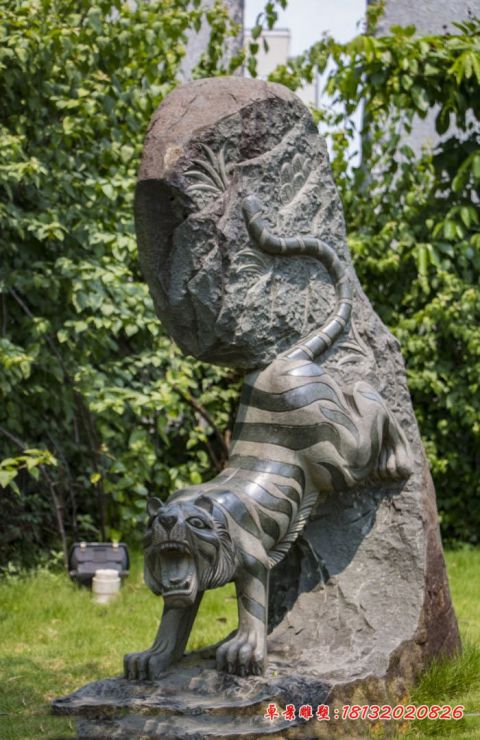 公园动物老虎下山石雕