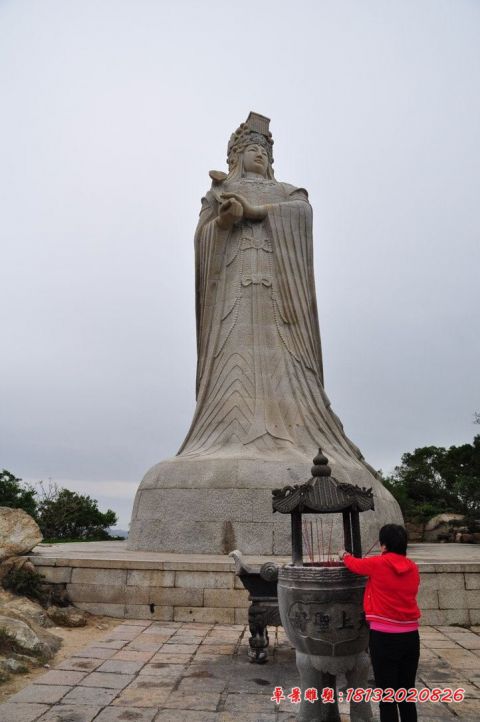 景区神像大型妈祖石雕