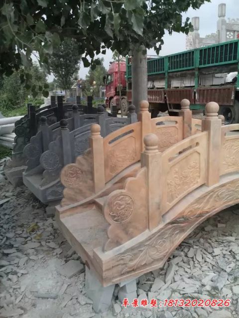 晚霞红小型石桥