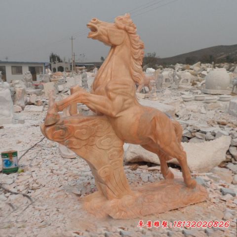 企业晚霞红祥云立马石雕