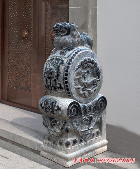 青石狮子门墩