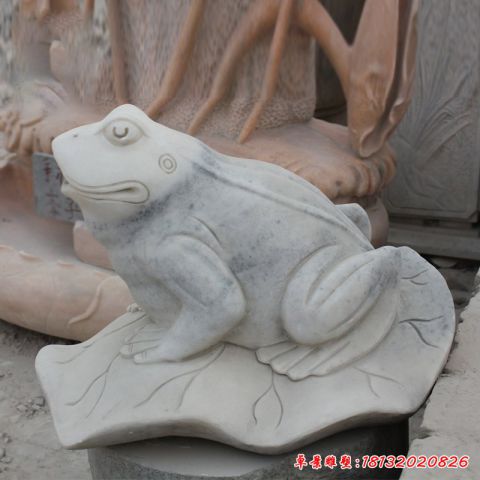 园林青蛙石雕
