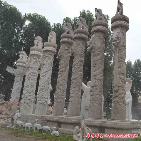 广场石雕龙柱雕塑