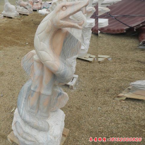 公园生肖动物蛇