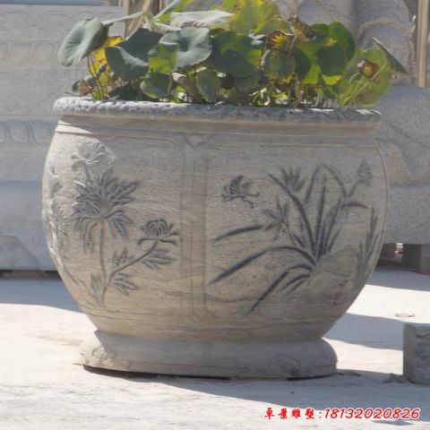 青石公园花盆石雕