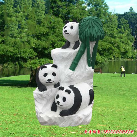 熊猫动物雕塑