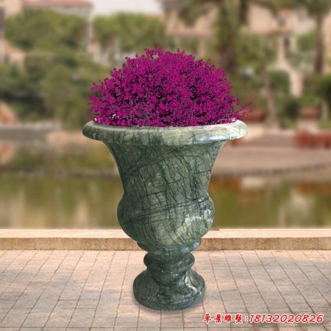 广场花盆雕塑