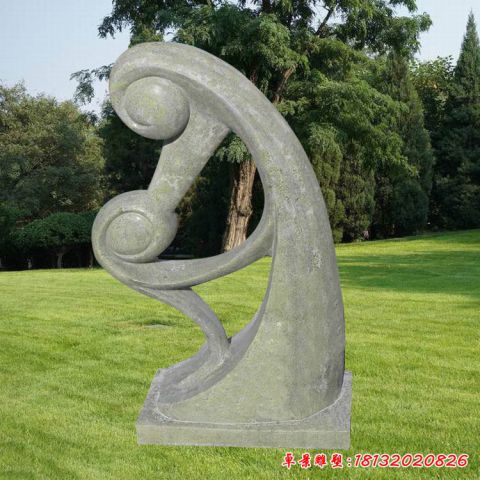 青石公园抽象石雕