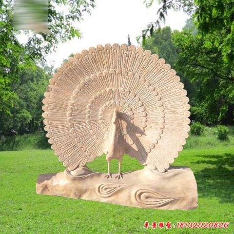 景区孔雀动物石雕