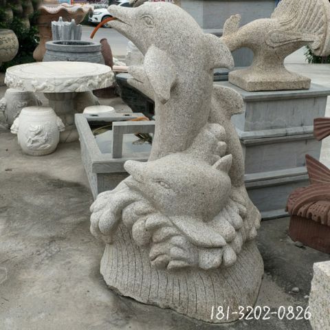 海豚动物广场石雕