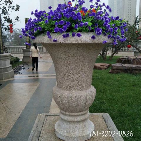 小区紫藤花石雕