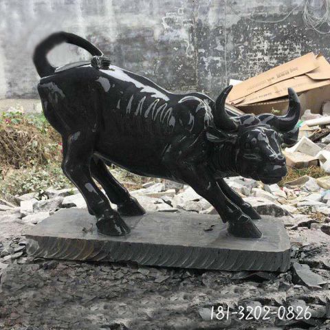 华尔街牛动物石雕