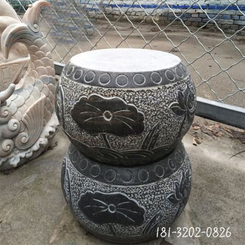 古代石凳景观雕塑