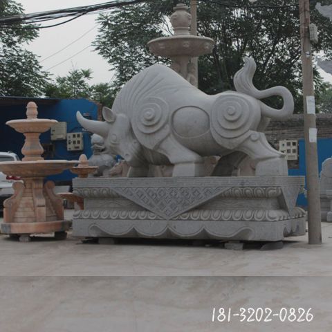 农耕开荒牛石雕