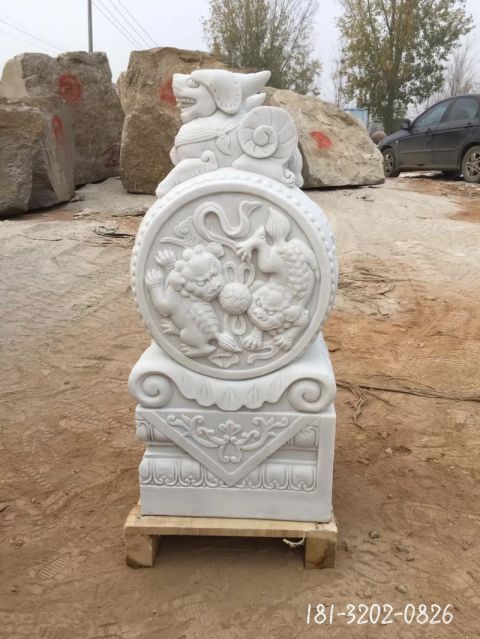 庭院门口抱鼓石雕塑