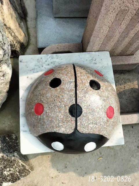 园林七星瓢虫雕塑