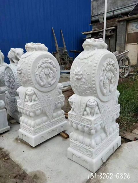 庭院抱鼓石门口石雕