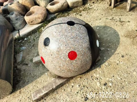 七星瓢虫动物雕塑