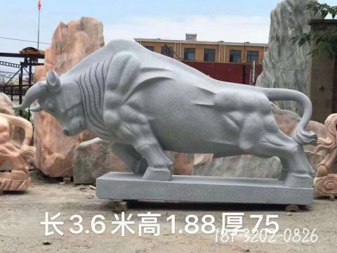 仿古校园石雕牛雕塑