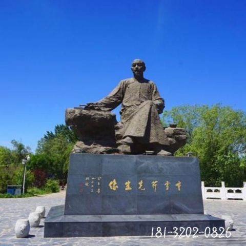 广场古代人物雕塑