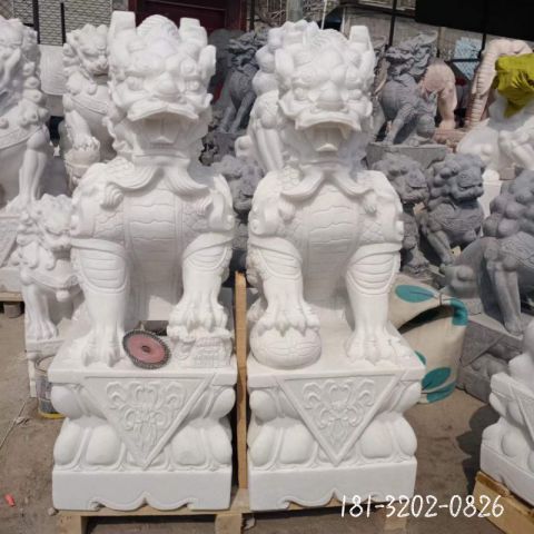 公园仿古动物狮子