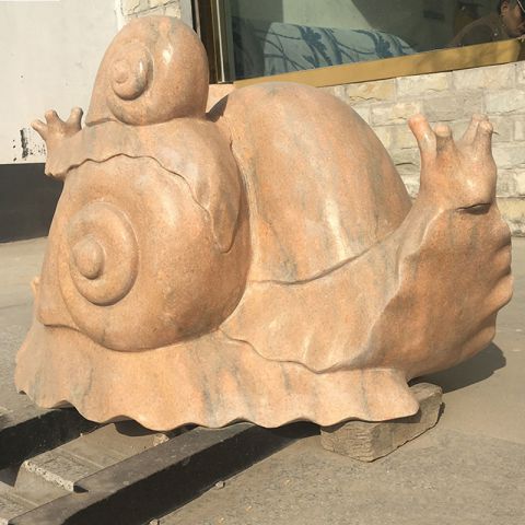 广场仿石蜗牛动物石雕