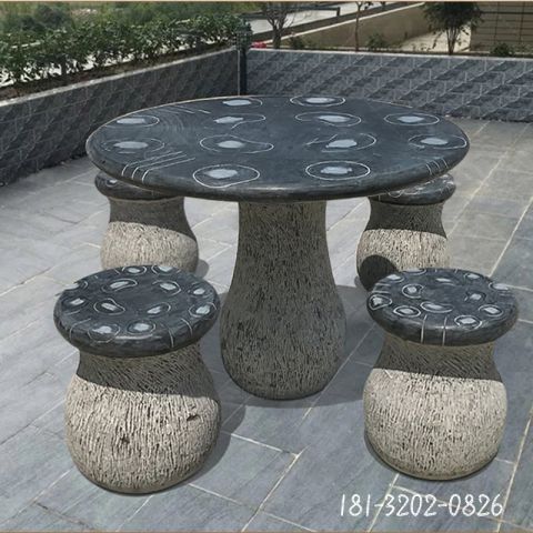 庭院青石蘑菇桌凳雕塑