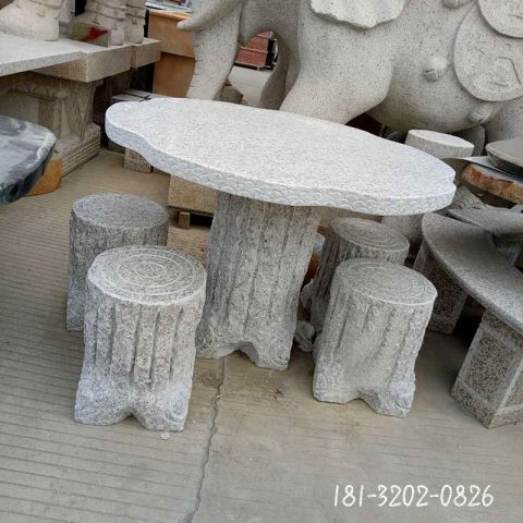 大型休息石桌凳雕塑