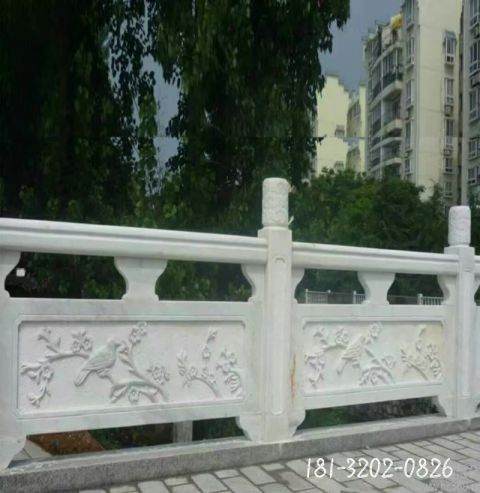 广场栏板景观雕塑
