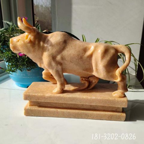 户外动物开荒牛石雕
