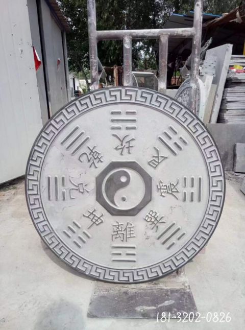 八卦门墩雕塑