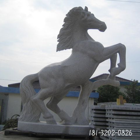 商业街飞马雕塑
