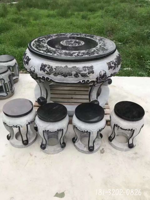 别墅仿古圆桌凳雕塑
