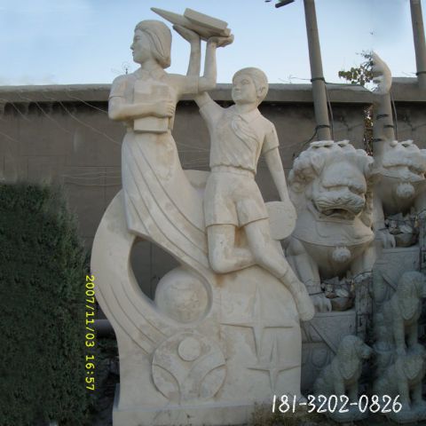 读书校园人物雕塑