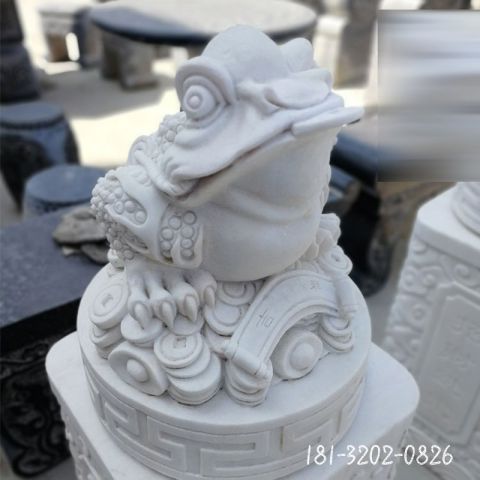 神兽金蟾石雕